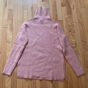 FWD Turtleneck
